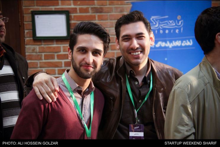 کمک به جامعه با راهنمایی دررویداد Startup Weekend  در دانشگاه شریف