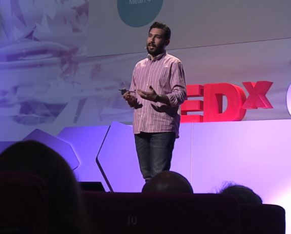 گفتگوی رضا غیابی در TEDxCannes درباره اثربخشی